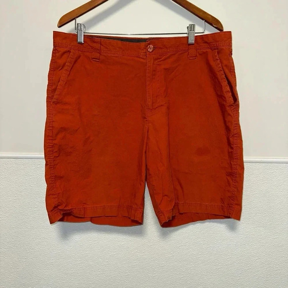 Men's Columbia Bermuda Shorts, Burnt Orange, 36W 10L - Picture 1 of 11